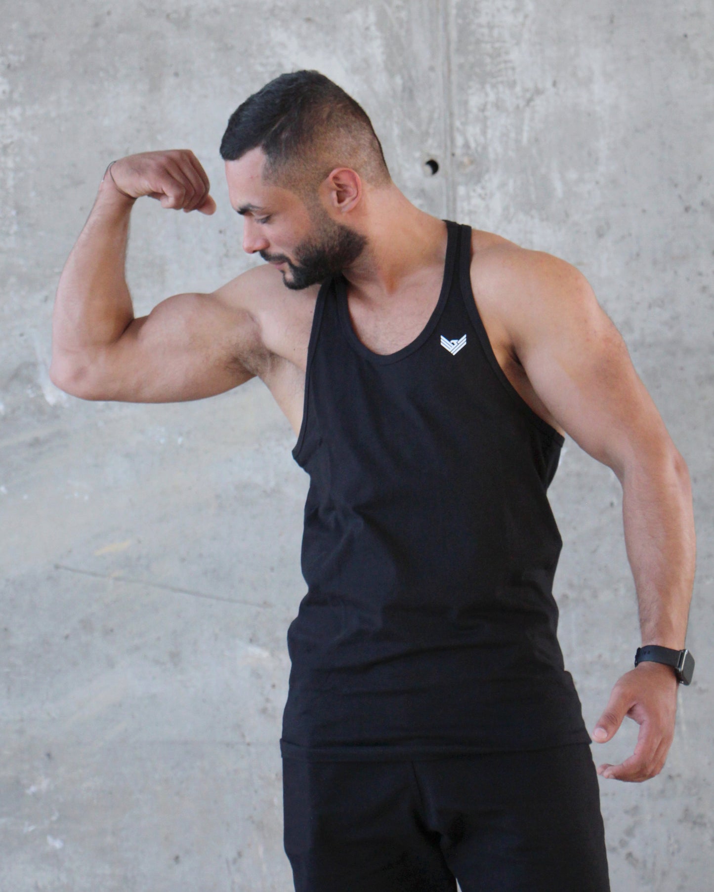 Core Basic Stringer - Black