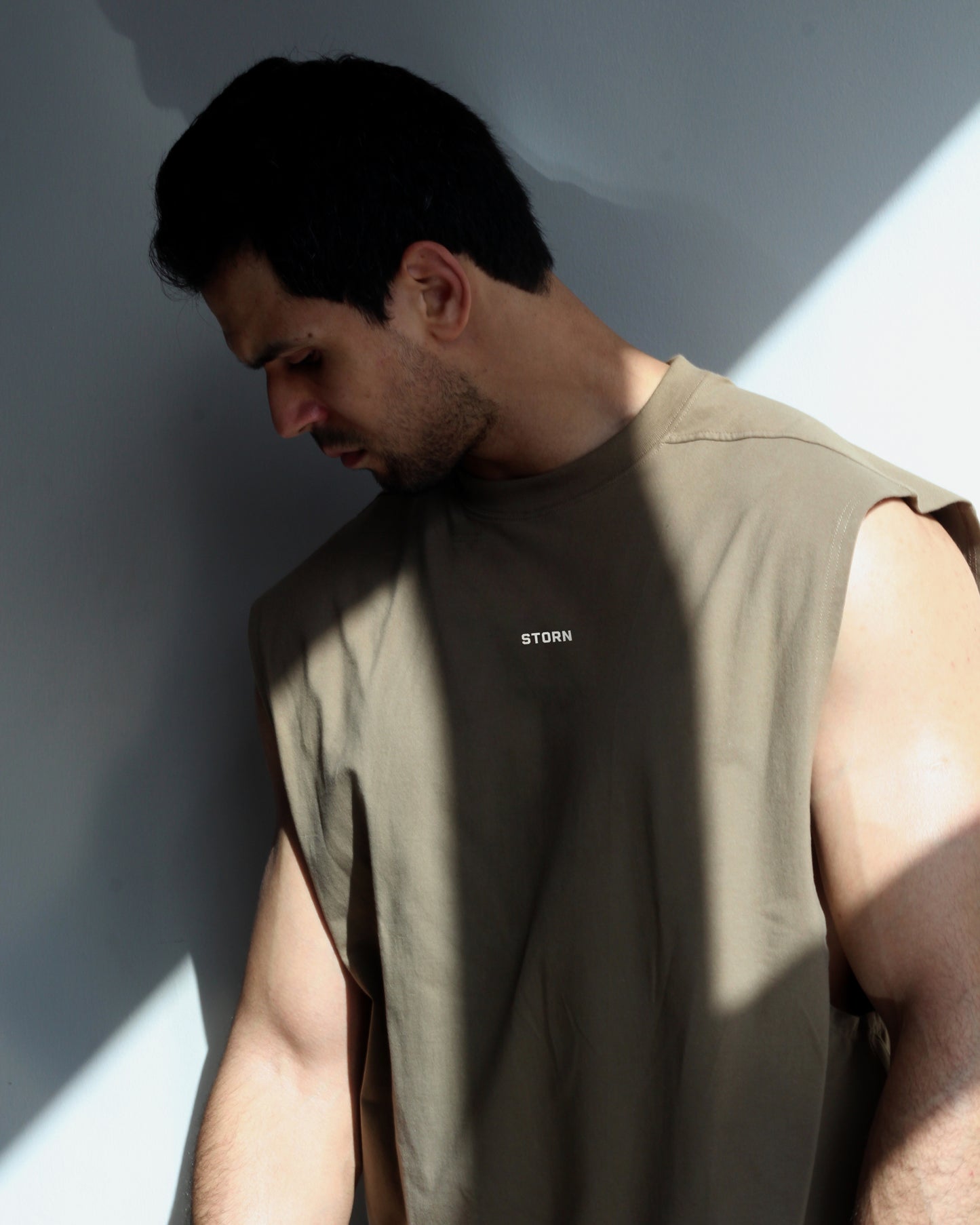 Essential Oversized Tank - Army