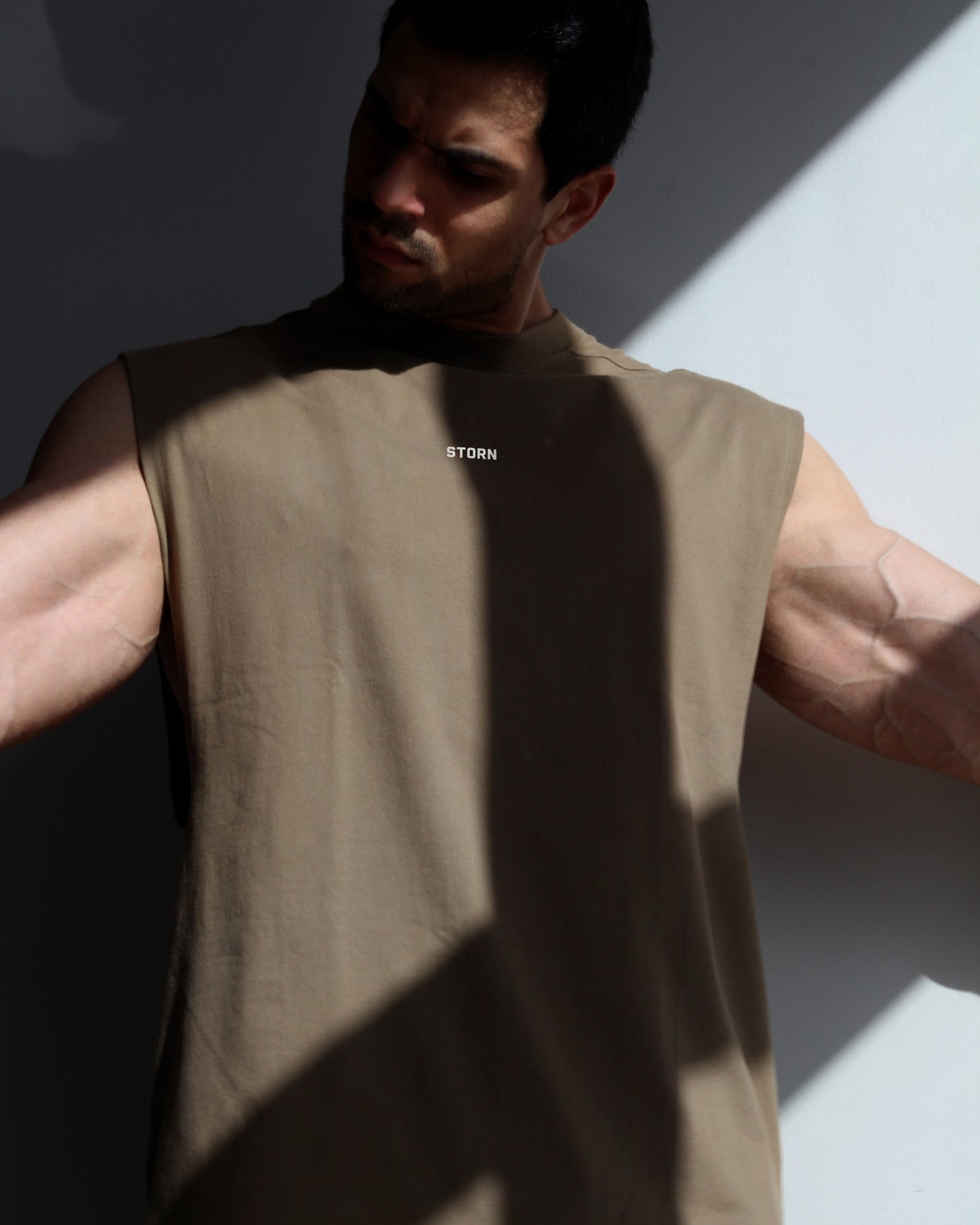 Essential Oversized Tank - Army